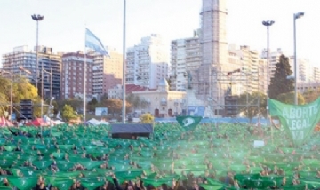 Pañuelazo por el #19F: Hoy se realiza un nuevo reclamo por el aborto legal seguro y gratuito