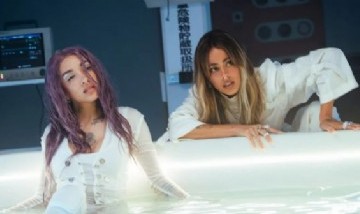 María Becerra y Tini Stoessel lanzaron "Hasta que me enamoro", el cierre de la trilogía de Shanina