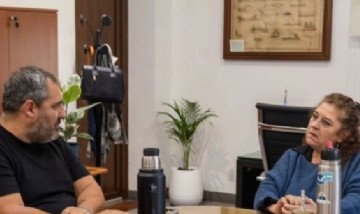 Juan Martín Malpeli presentó en el Puerto La Plata un proyecto para impulsar la industria naval bonaerense