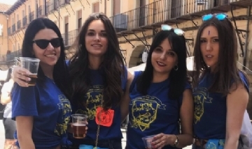 Mica , Sol, Merchu y Vale en Córdoba