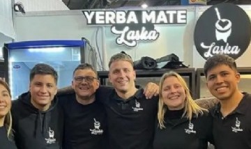 Dos jóvenes emprendedores crearon una cerveza con sabor a "yerba mate"
