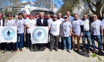 Julio Alak despidió a los excombatientes platenses que viajan a las Islas Malvinas