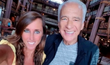 Alberto Cormillot se casó con su novia 48 años menor