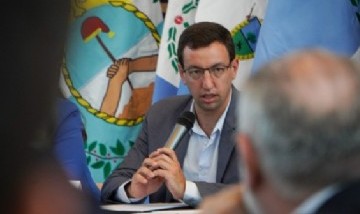 Yanotti: "Casi 7 de cada 10 usuarios seguirán percibiendo el subsidio a la luz y el gas"