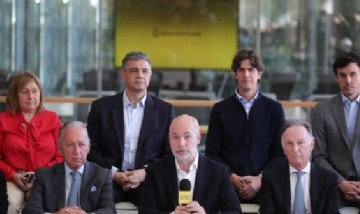 Rodríguez Larreta anunció una baja de impuestos para impulsar la actividad económica: "Esta es la foto de una Argentina posible"
