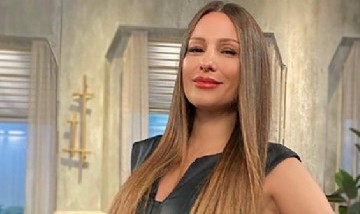 El video súper tierno de la pancita de Pampita en el que se ve a su bebita: "Se quiere escapar"