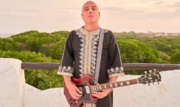 Pirolo presentó "Quiero que me conozcas", una canción con videoclip dirigido por Néstor Montalbano