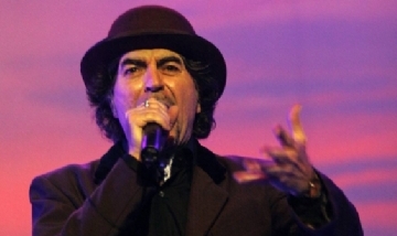 Joaquín Sabina fue operado por un derrame cerebral