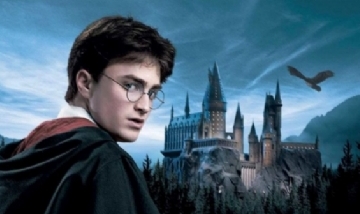 ¿Daniel Radcliffe planea volver a interpretar al joven mago Harry Potter?