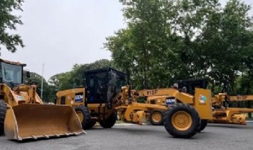 Necochea suma tres nuevas máquinas para reforzar los trabajos rurales y urbanos del EMSUR