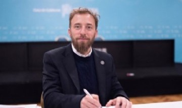 Federico Otermín firmó un leasing con Provincia para sumar maquinaria al programa Lomas Limpia