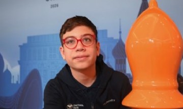 Faustino Oro volvió a vencer a Magnus Carlsen: le ganó una partida de blitz con apenas 12 años