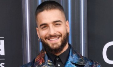 Maluma fue captado a los besos in fraganti con una "misteriosa" chica en Nueva York