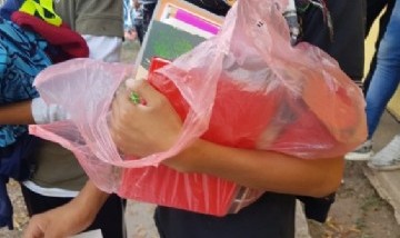Córdoba: piden que los alumnos lleven los útiles en bolsas transparentes para detectar armas
