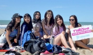 Una chica mostró todas las comidas del viaje de egresados del Gobierno y se viralizó en TikTok