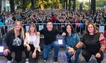 Miles de vecinos celebraron el Primer Festival del Adulto Mayor en Malvinas Argentinas