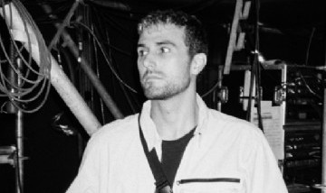 Quién es Fred Again, el DJ británico que lanzó una explosiva colaboración con Ca7riel y Paco Amoroso