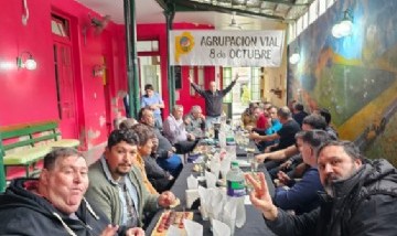 La agrupación vial "8 de Octubre" pidió "votar con memoria" en defensa del Estado y los trabajadores