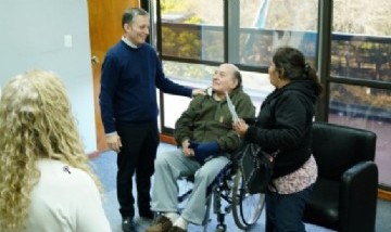 El intendente Fernando Gray se reunió con vecinas y vecinos de Esteban Echeverría