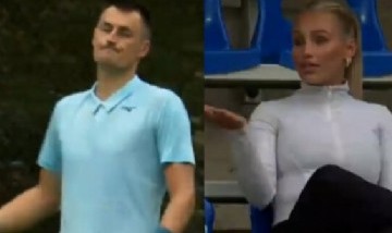 Una estrella del tenis se retira de un partido tras una discusión con su famosa novia