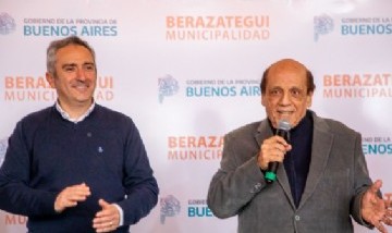 Mussi y Larroque entregaron equipamiento a más de 60 escuelas de Berazategui