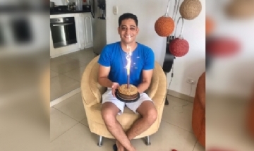 José festejando su cumple en Cartagena, Colombia.