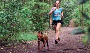 Hacía running, empezó a correr con su perra y ahora competirá en el Mundial de canicross