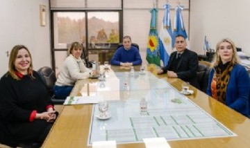 Fernando Gray se reunió con el ministro de la Embajada de la República del Paraguay