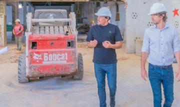 San Fernando: el intendente Juan Andreotti visitó la obra del Polideportivo N°11