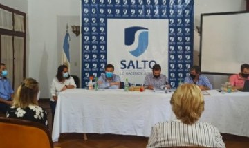 Salto: Se realizó el acto de licitación para la adquisición del tomógrafo del Hospital Municipal