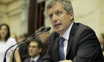 INNPOA: "No hay que repetir errores del pasado"