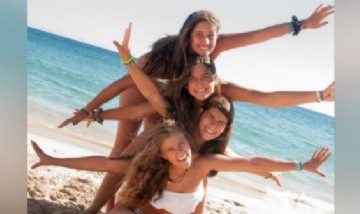 Pau, Mechi, Nerina y Clarita en Mar Azul