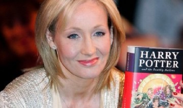 J.K. Rowling, la escritora de Harry Potter fue repudiada por propagar "un discurso transfóbico"