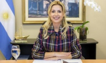 Fabiola Yáñez se cruzó en las redes con opositores tras una polémica foto