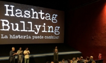 La contra el bullying protagonizada por Andrea Rincón