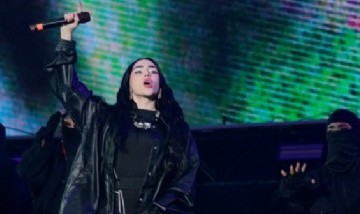 Nicki Nicole agotó tres shows en el Movistar Arena y agregó una última función
