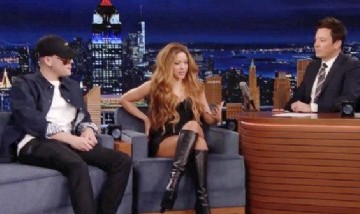 Video: Bizarrap le hizo un regalo bien argento a Jimmy Fallon y el conductor quedó alucinado