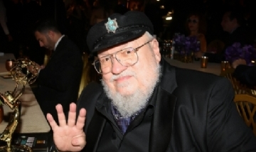 El autor de Game of Thrones utiliza la cuarentena para terminar su próximo libro