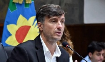 Lucas Ghi anunció créditos para municipales y convirtió a Morón en el primer distrito con un fondo propio