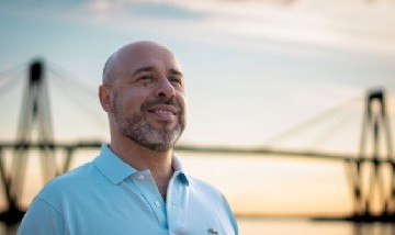 Tincho Ascúa lanzó su candidatura y prometió "limpiar Corrientes de arriba hacia abajo"