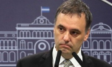 Un periodista de TN preguntó "¿cómo Adorni tiene plata?" y cuestionó créditos del Banco Nación