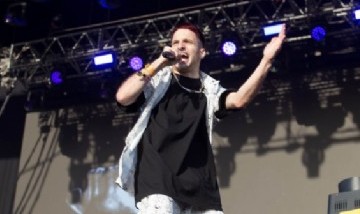 El freestyle de Wos la rompió en el primer día del Lollapalooza 2022
