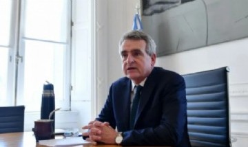 Agustín Rossi lanzó su candidatura a presidente con mensaje a la interna del Frente de Todos