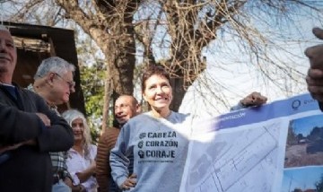 Quilmes avanza con pavimentos en Bernal Oeste pese al freno de Nación