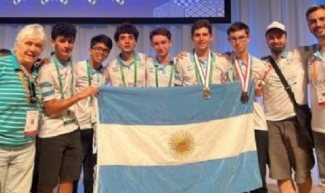 Estudiantes argentinos fueron premiados en la Olimpiada Internacional Matemática que se desarrolló en Japón