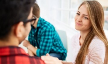 El Día de la Simpatía invita a sumar gestos simples y mejorar los vínculos diarios