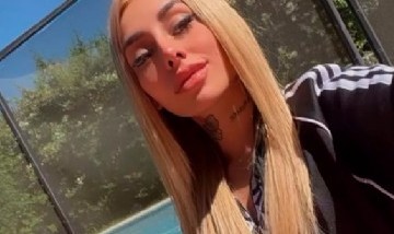 ¡Irreconocible! Tamara Báez sorprendió a sus seguidores con un radical cambio de look