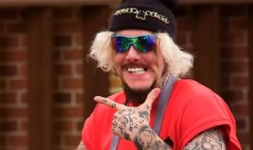 El representante de Alex Caniggia volvió a hablar y develó detalles del contrato con MasterChef