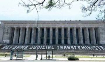 "Reforma Judicial Transfeminista": polémica protesta en la Facultad de Derecho de la UBA