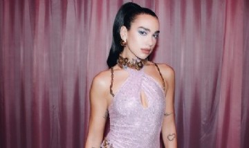 Dua Lipa lanzó el video de "Dance the night", la canción que hizo para la película "Barbie"